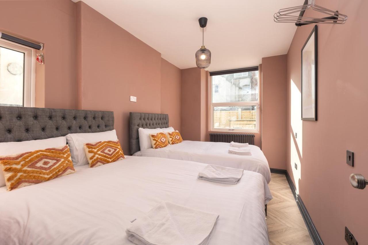 Ettie And Gigi's Appartement *
